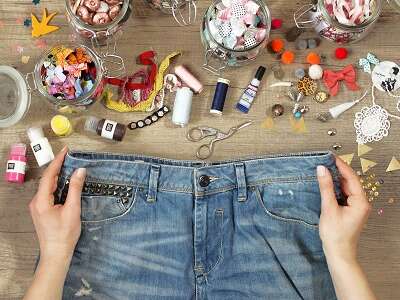 Taller de bricolaje: ¡Reciclaje creativo: dale una nueva vida a tus vaqueros viejos!
