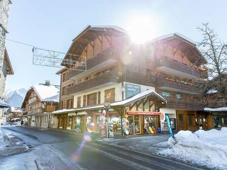 Ardent Sports - Montriond village