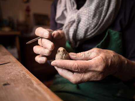 Initiation gypse, mako moulage et modelage de santons - Atelier Claude Ferrito