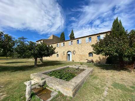 Château Saint-Pierre de Mejans