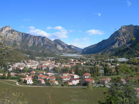 Village de La Motte-du-Caire