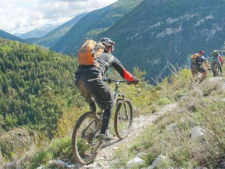 007 TransVerdon Tronçon - De la Montagne de Maurel à Saint-André-les-Alpes