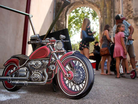 Vintage Saint-Cyr