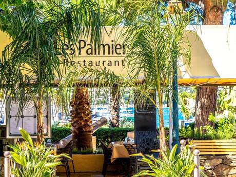 Les Palmiers Restaurant