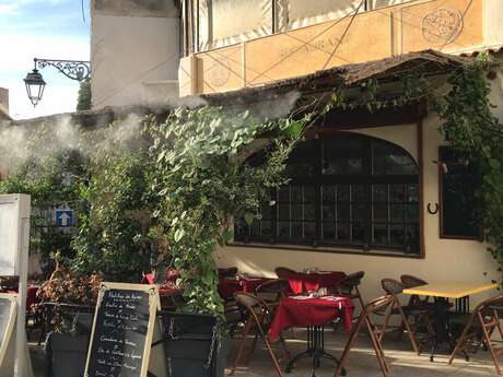 Hostellerie des Arènes