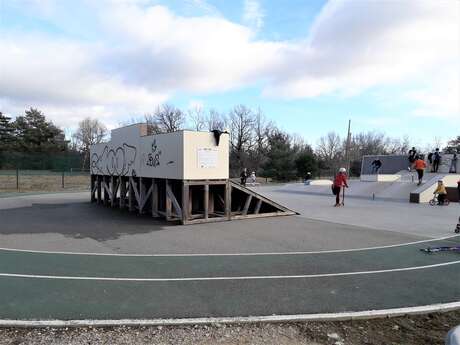 Complexe sportif des bois du Defends