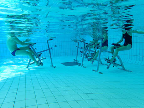 Aqua bike, aquagym and related activities