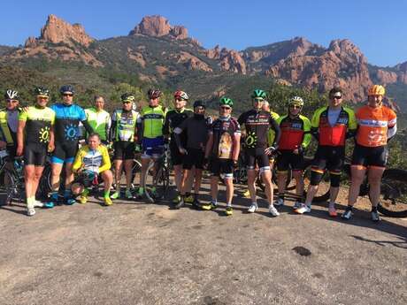 Stages d'Entrainement cyclistes Côte d'Azur - Route - Roquebrune-sur-Argens