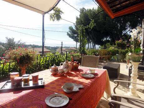 Chambres d'hôtes Iris et Oiseaux - Parc Bellevue