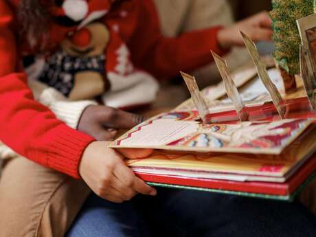 Lecture d'un conte de Noël