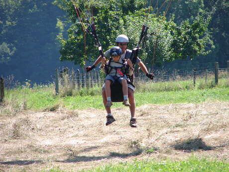 Baptême de l'air en parapente pour les enfants