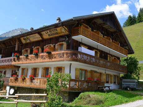 Bed and Breakfast La Petite Bergerie Bed and Breakfast La Petite Bergerie