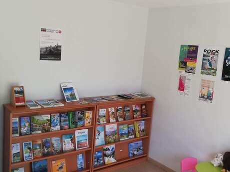 Bureau d'information touristique estival au Port de Sciez-sur-Léman / Destination Léman
