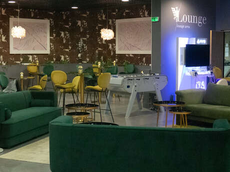 Lounge area