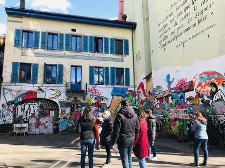 Balade animée « Bouffée d’art aux Grottes » à Genève