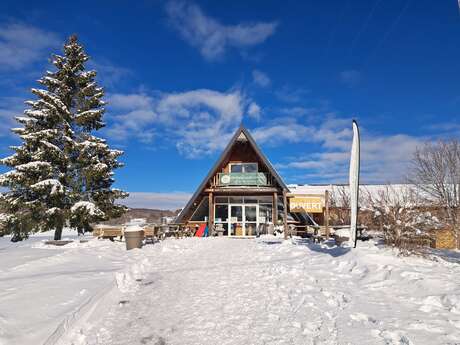 Ain'sTemps Loisirs Café in Les Plans d'Hotonnes