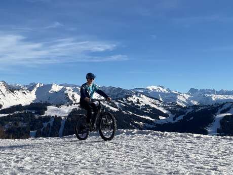 VTT ELECTRIQUE SUR NEIGE AVEC MCF MORZINE