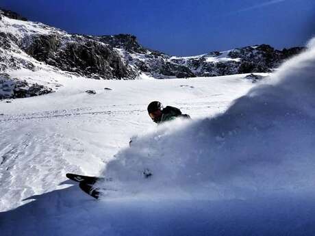 Ski hors piste free ride