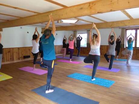 Cours de yoga avec Yogalayam