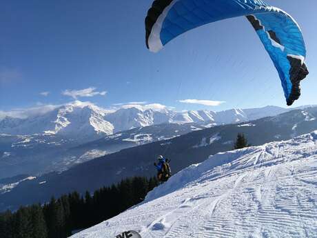 Parapendio con gli sci