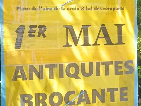 Antiquités, brocante et bouquinistes