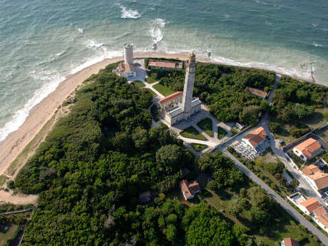 Baleines Lighthouse - The large lighthouse