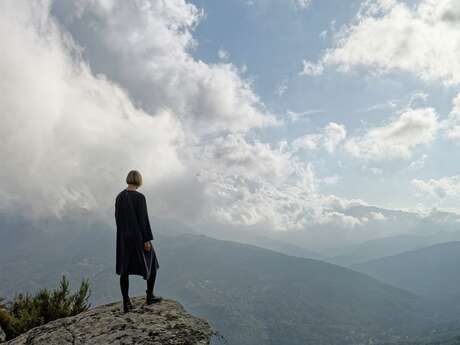 L'art contemporain au féminin : 15 artistes de l'artothèque