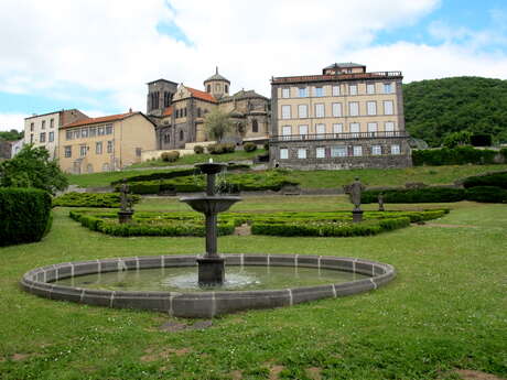 Visite commentée : Volvic, de pierre et d'eau