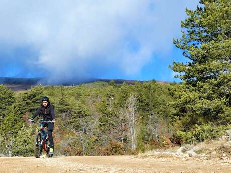 Le Vieux Villard by bike