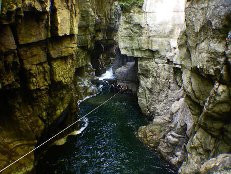 Canyoning dans les gorges de Chailles avec CORDI'CA
