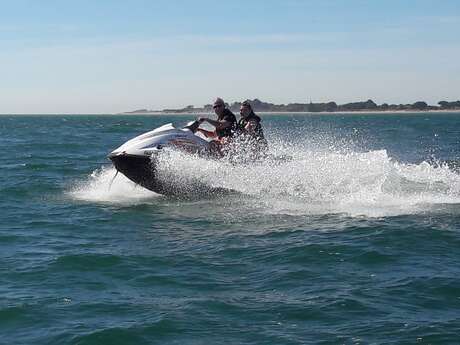 Les activités nautiques de Ré Glisse - Groupes et affaires