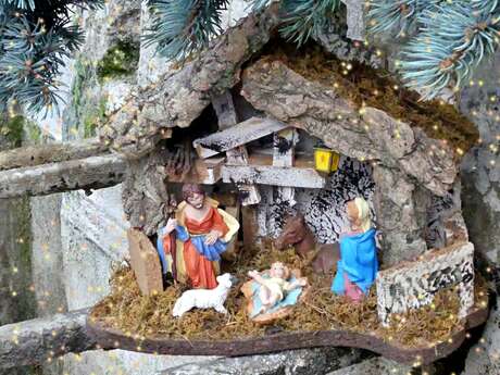 Le Chemin des Crèches de Serres