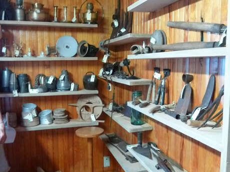 Visite des réserves de la Maison du patrimoine