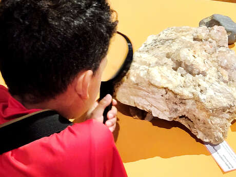 Visite-atelier 4-6 ans : La boîte d'exploration de l'apprenti géologue