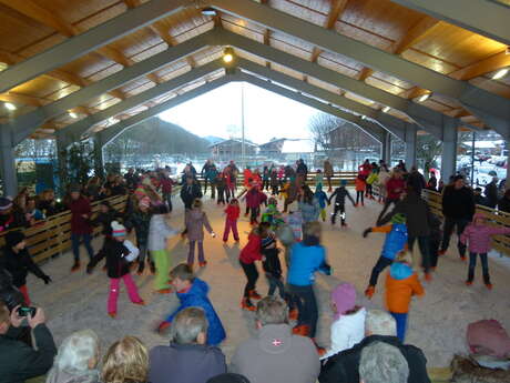Patinoire en glace naturelle