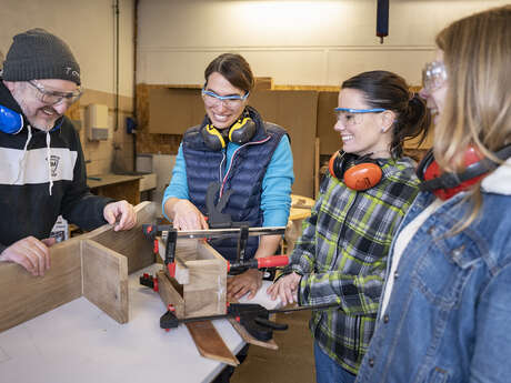 Atelier : fabrique ta table basse en bois de Ré-emploi