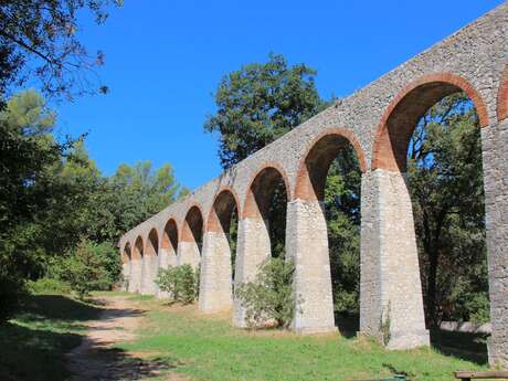 Aqueduc de la Penne sur Huveaune