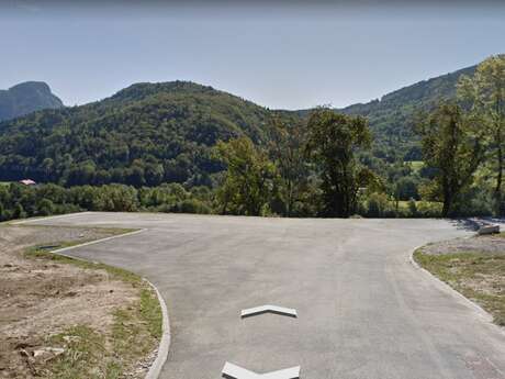 Parking de la zone d'atterrissage parapente