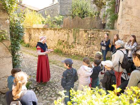 Visite familiale théâtrale "La Dame de Pérouges"