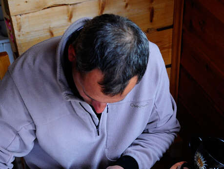 Peinture sur bois et porcelaine