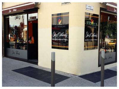 Chocolatier Yves Thuries