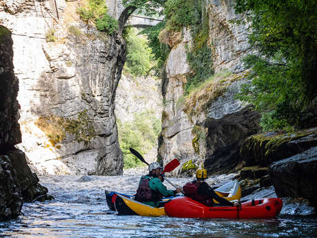 Kayak air avec Crazy Water Rafting