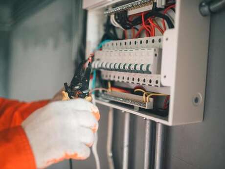 Eric Tonda (Electricien)