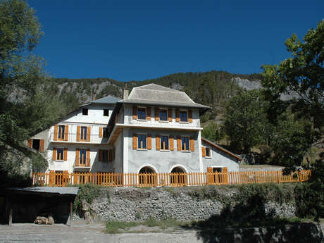 Gîte Auberge L'Éterlou