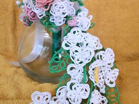 1001 fleurs en dentelle