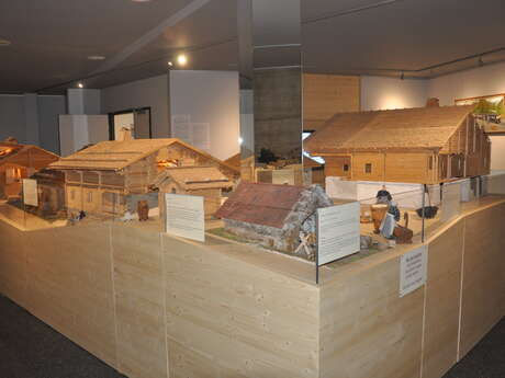 Journée du patrimoine de Pays à la salle des maquettes des Amis du Val de Thônes