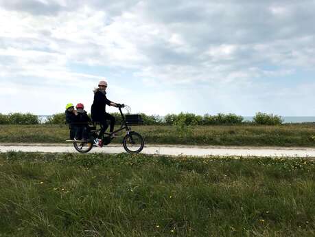 Une famille en osmose avec la nature - Le vélo van