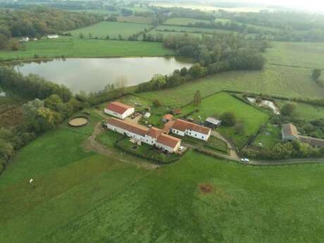 L'Ain avec l'hôte - Gite dans les Airs