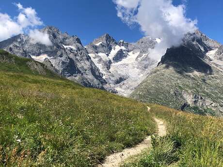 Le Plan de l'Alpe de Villar par le sentier des Crevasses