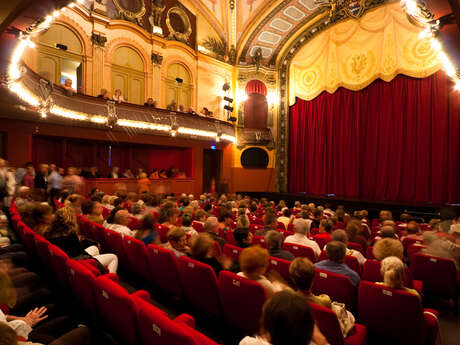 Théâtre "Lèche-vitrine" et "La Rue des martyrs"